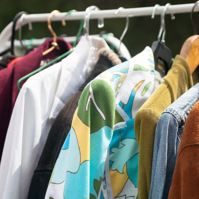 รวมวิธีจัดร้านเสื้อผ้าตลาดนัดให้น่าสนใจ - LUCKYFRIEND Thailand